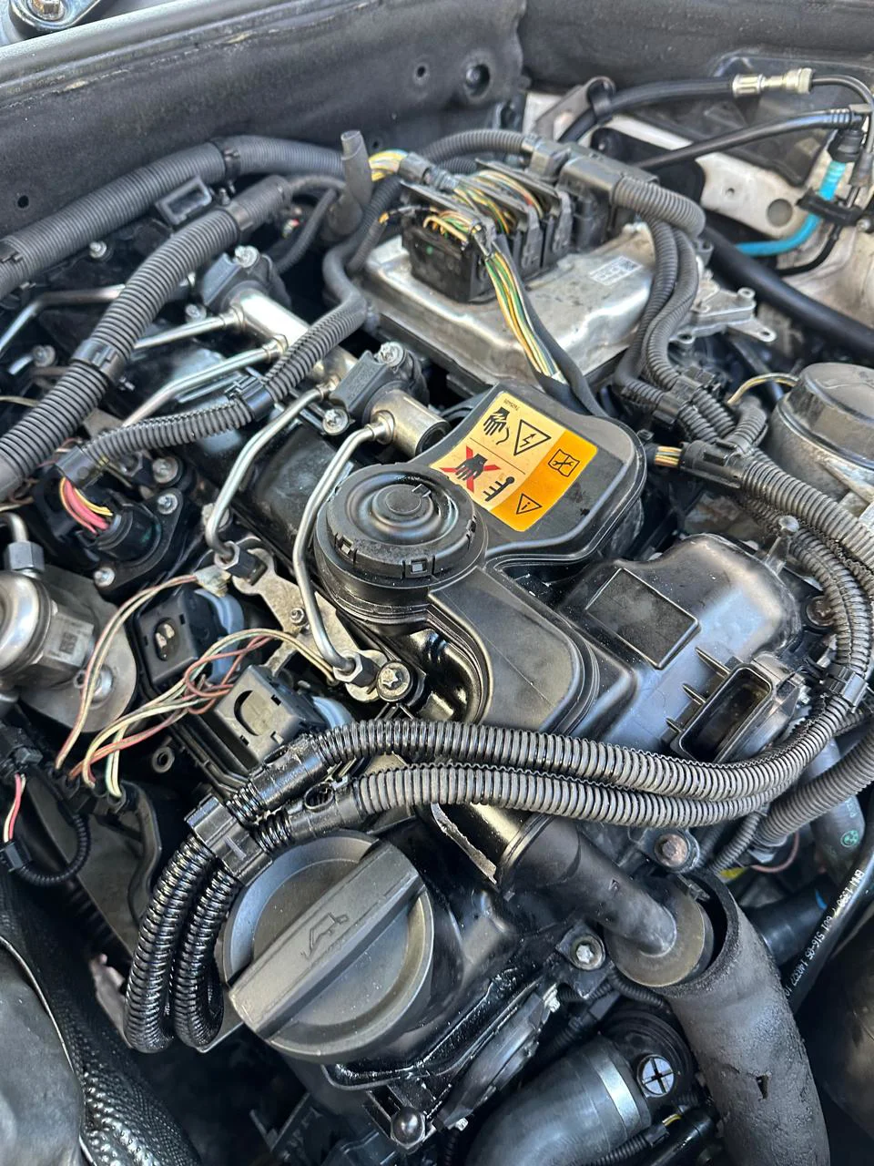 Injector Leak-Off Pipe Replacement