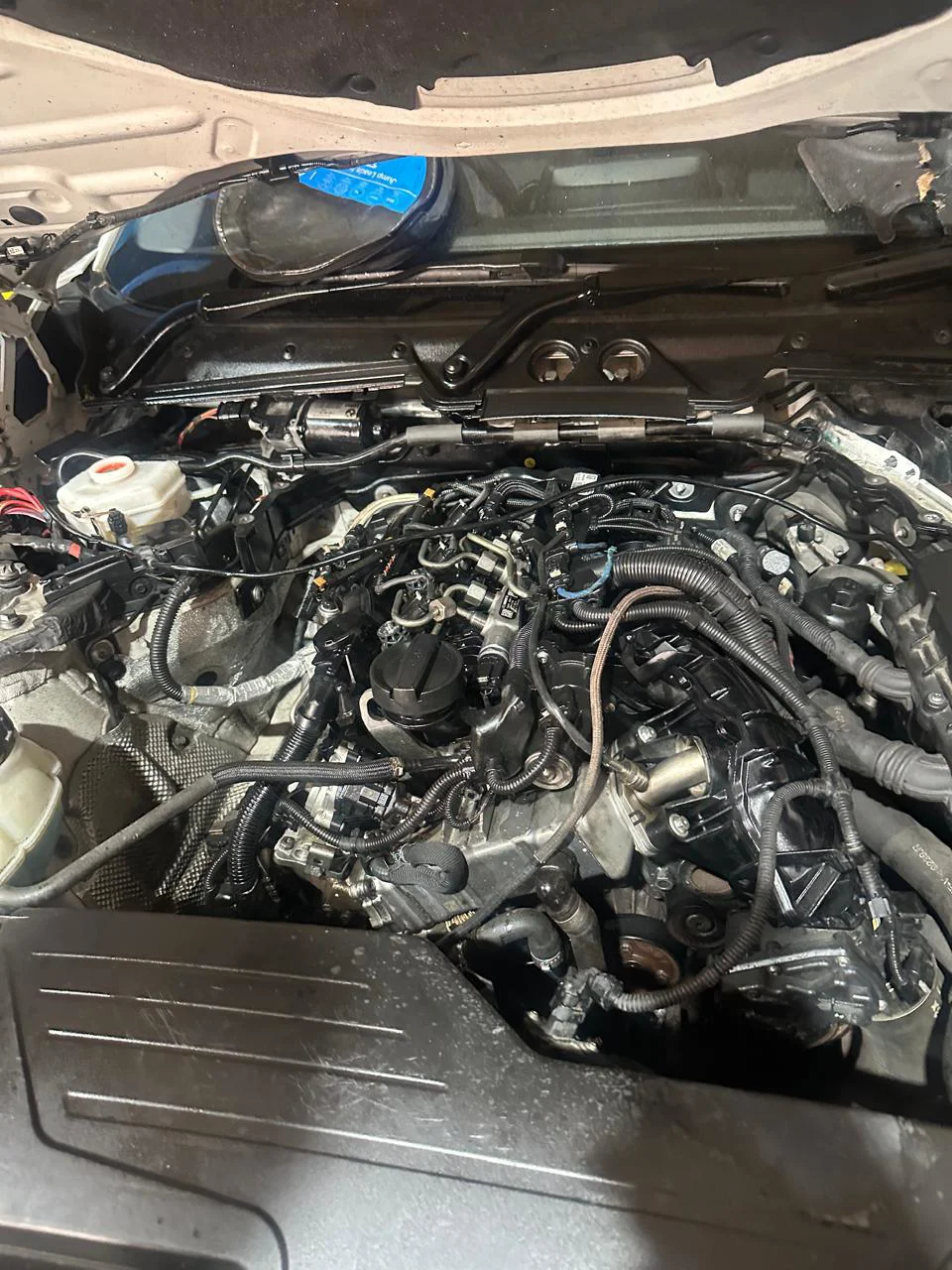 Injector Leak-Off Pipe Replacement